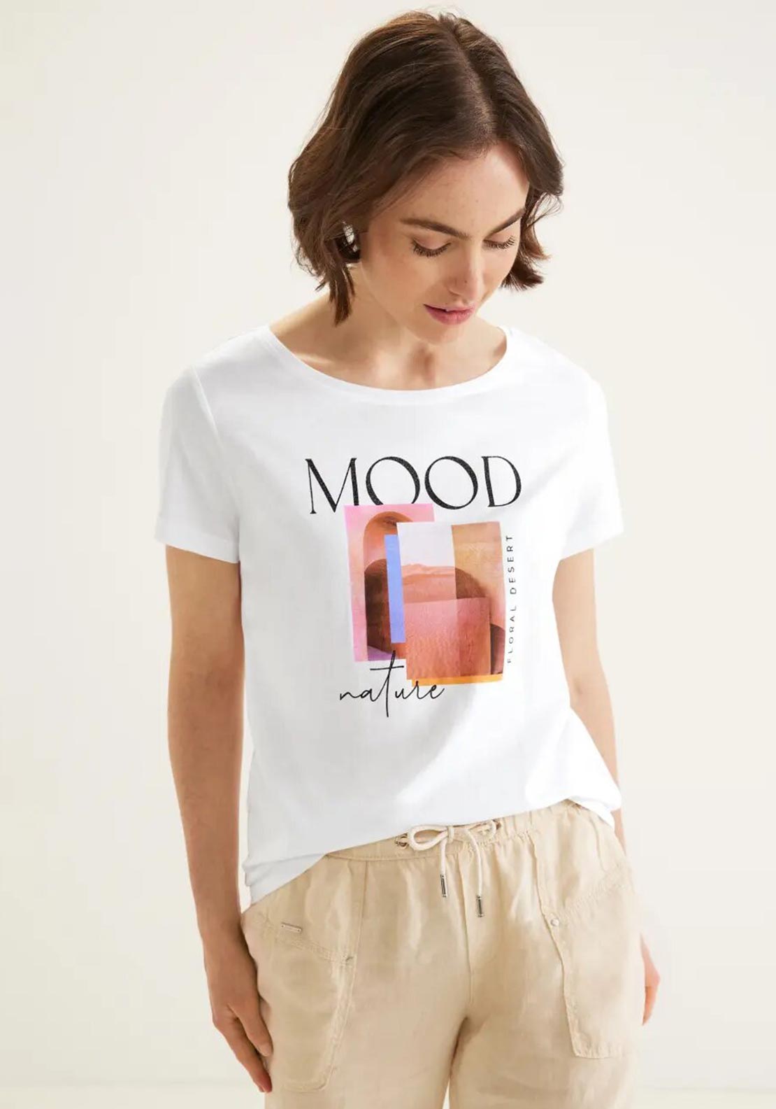 - Street McElhinneys T-Shirt, Mood Graphic White One