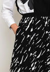 Serafina Collection One Size Scattered Print A-Line Midi Skirt, Black